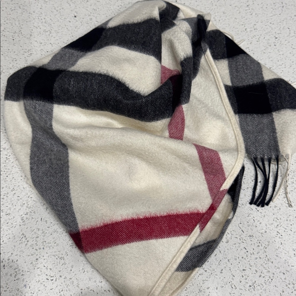 Burberry Plaid Wool Scarf - Black, Cream, Red